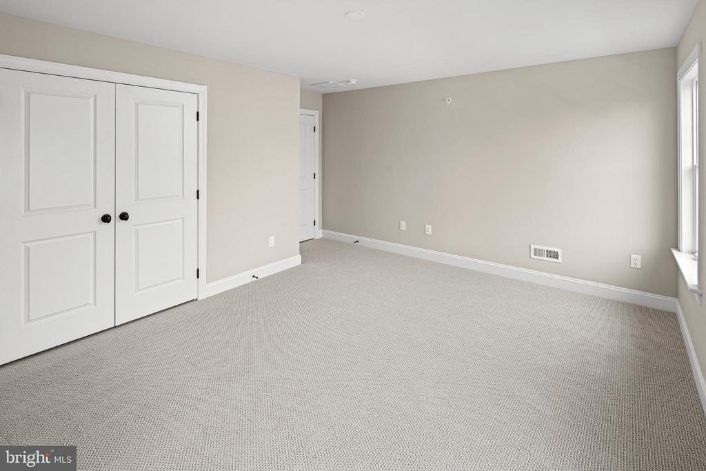 520 DAWES LANE Unit: LOT 67