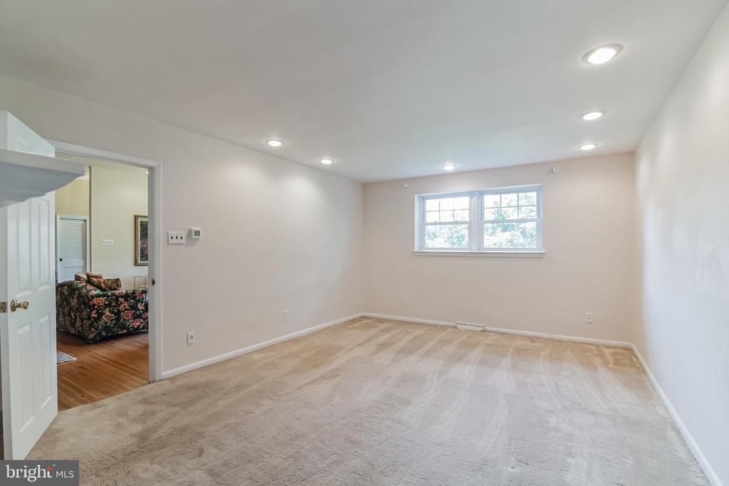 165 WOODPECKER ROAD