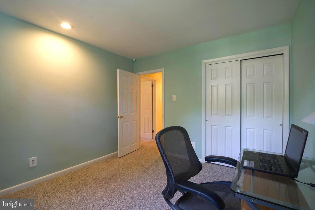 165 WOODPECKER ROAD