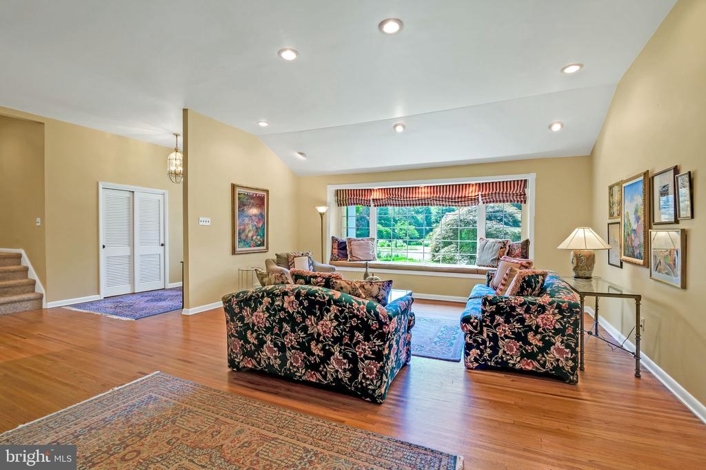 165 WOODPECKER ROAD