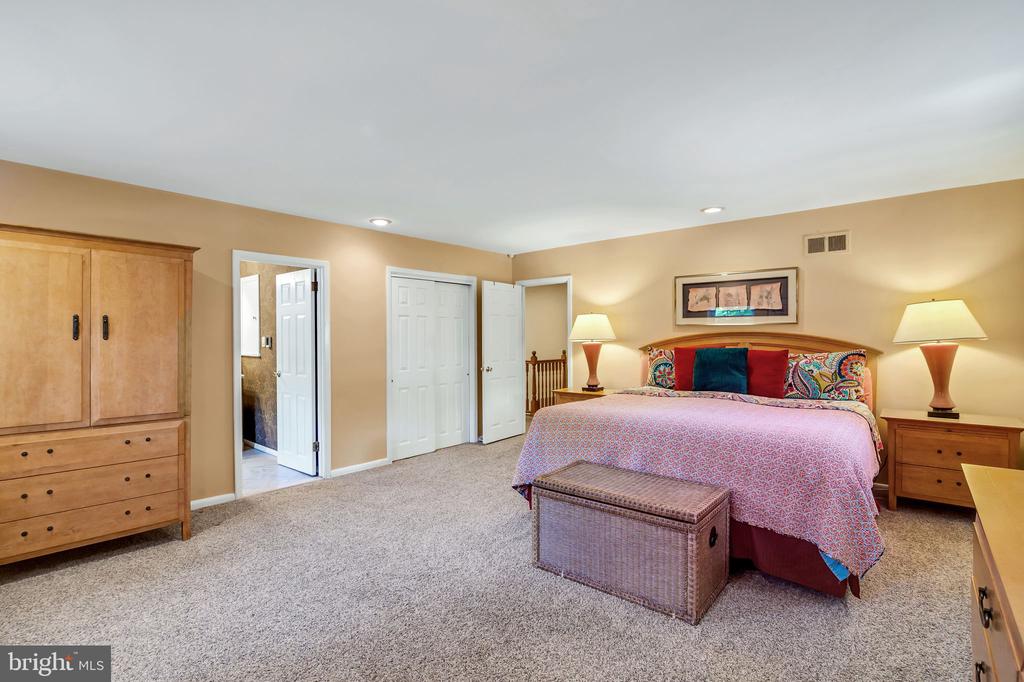 165 WOODPECKER ROAD