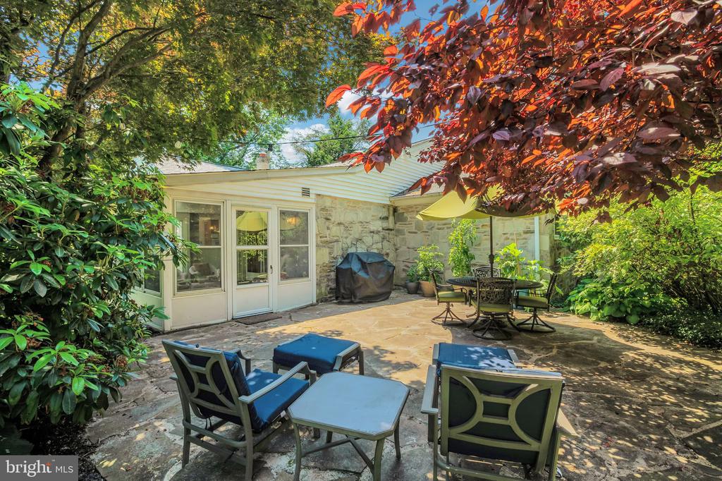 165 WOODPECKER ROAD