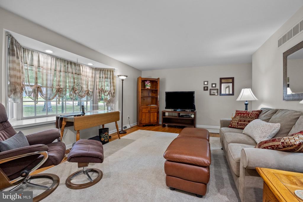 2740 BRENDAN CIRCLE
