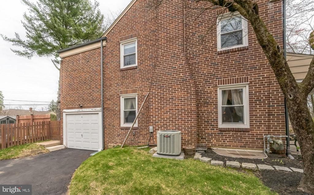 103 BONCOUER ROAD