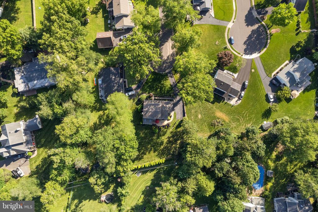 4017 NICOLE DRIVE