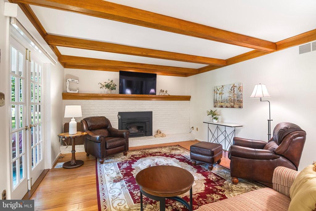 4017 NICOLE DRIVE