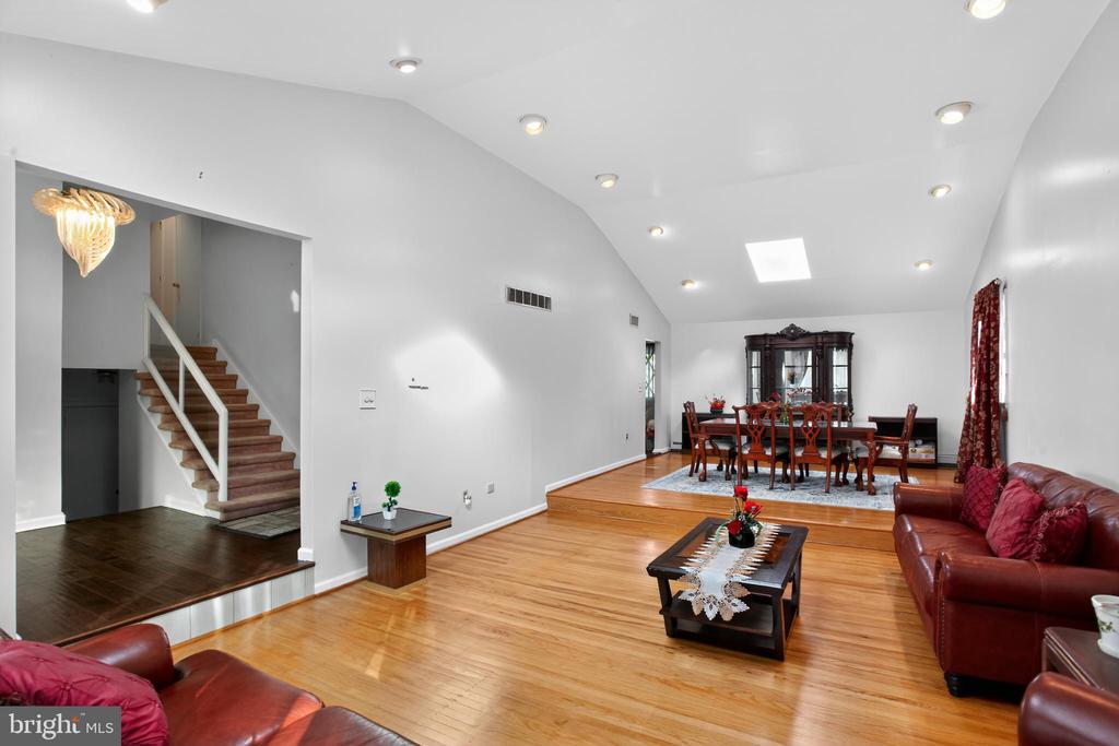 3660 SPRING RUN ROAD