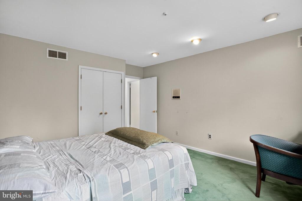 3660 SPRING RUN ROAD