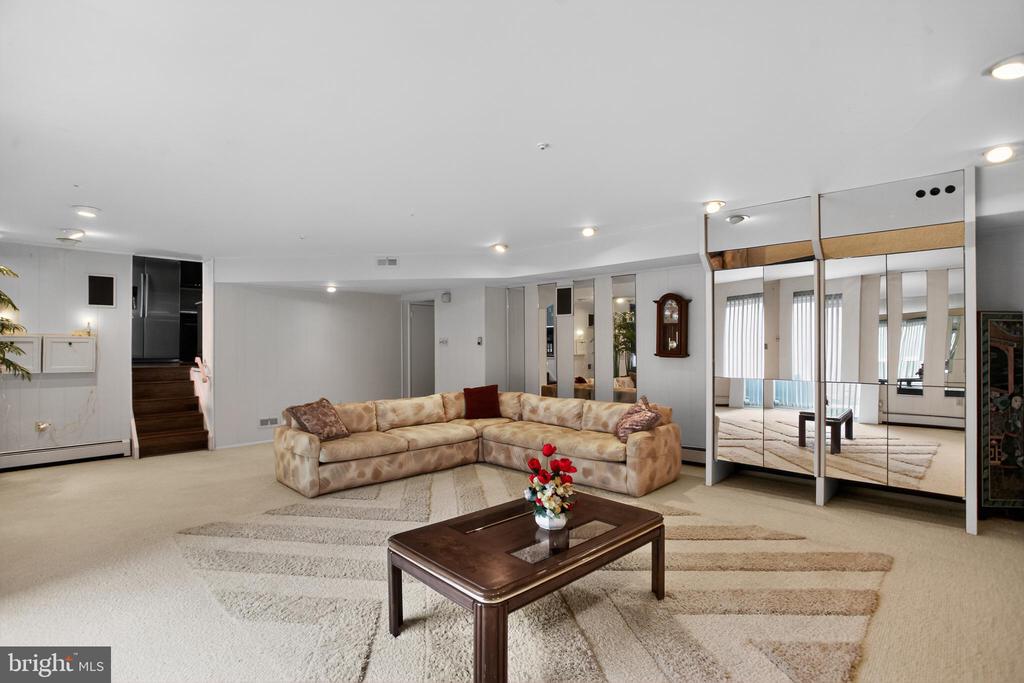 3660 SPRING RUN ROAD
