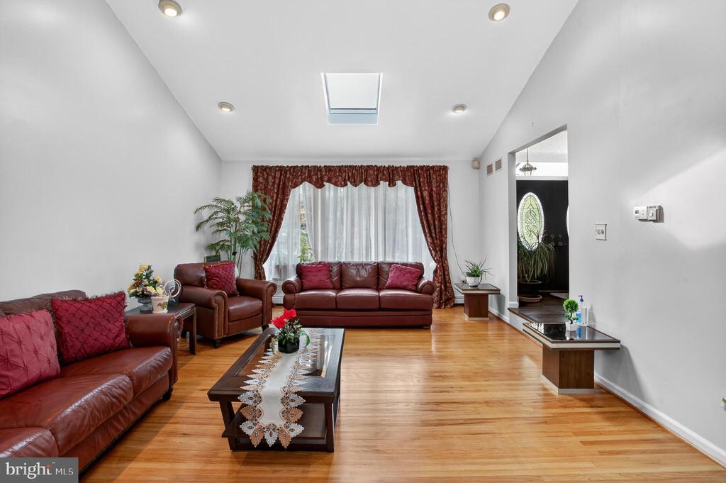 3660 SPRING RUN ROAD