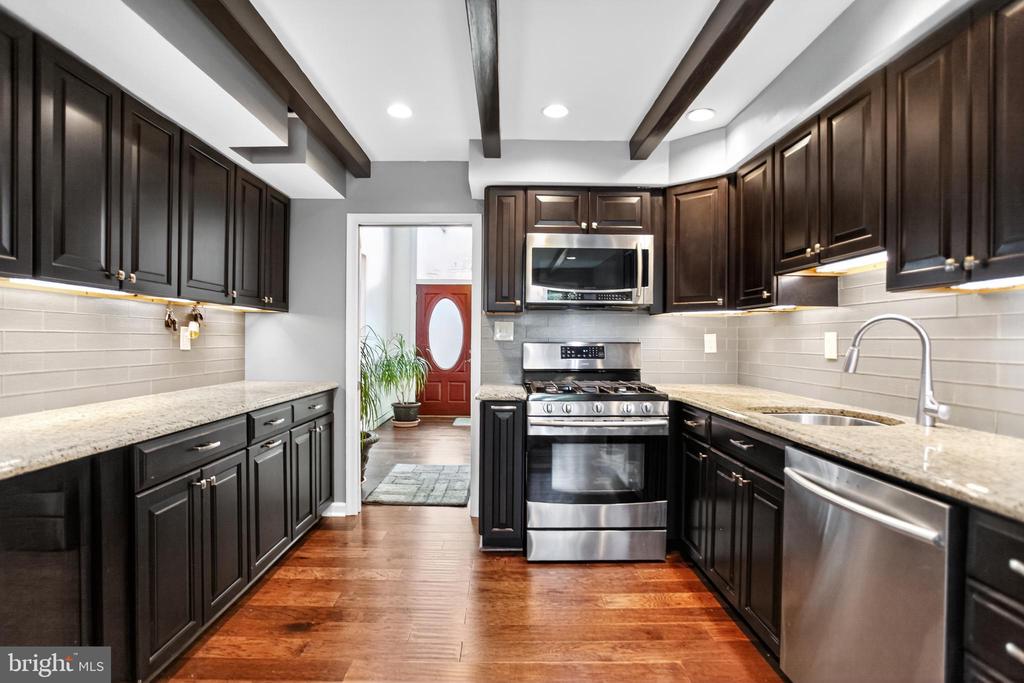3660 SPRING RUN ROAD