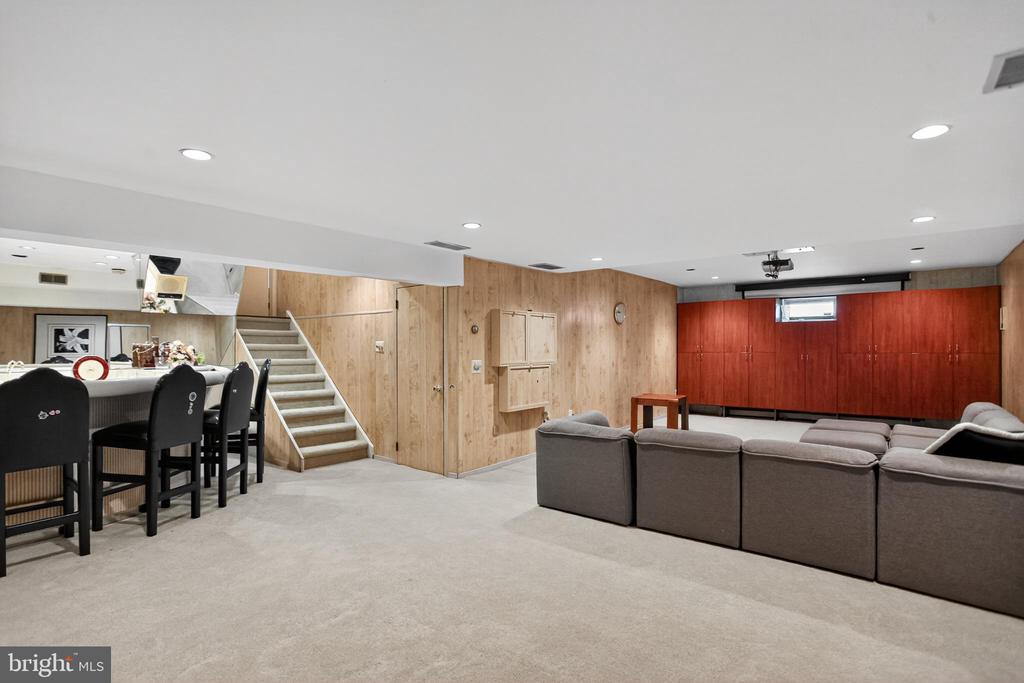 3660 SPRING RUN ROAD