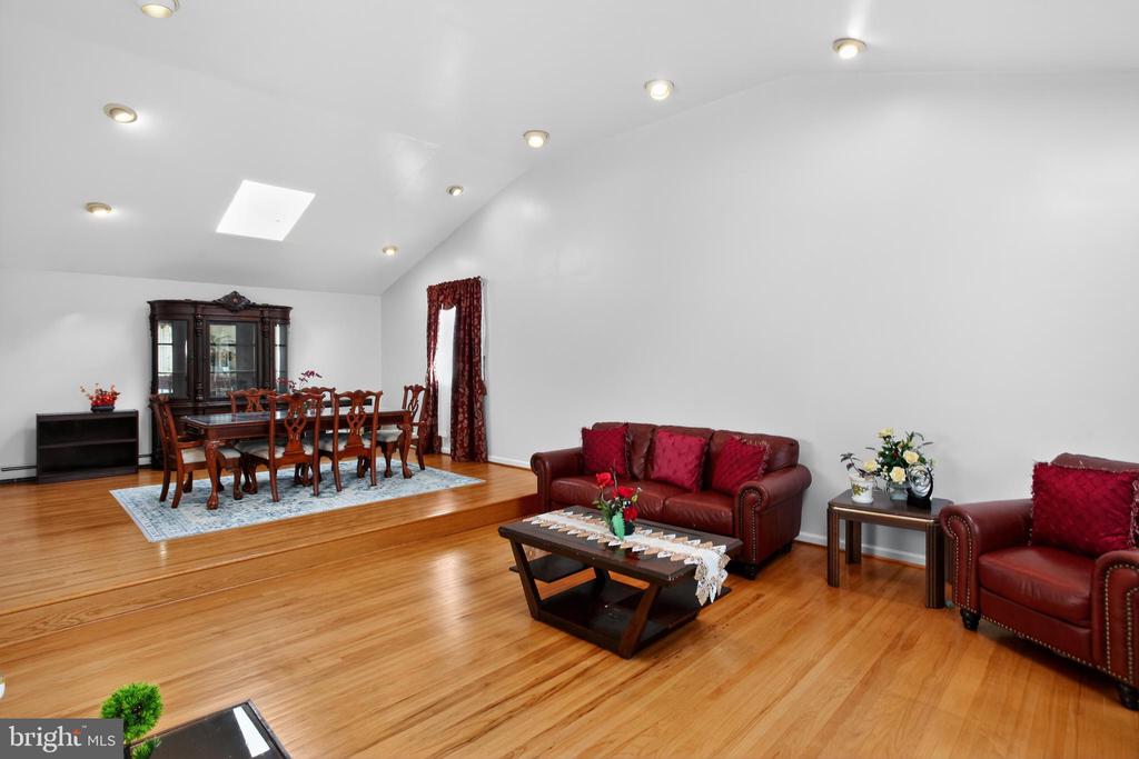 3660 SPRING RUN ROAD