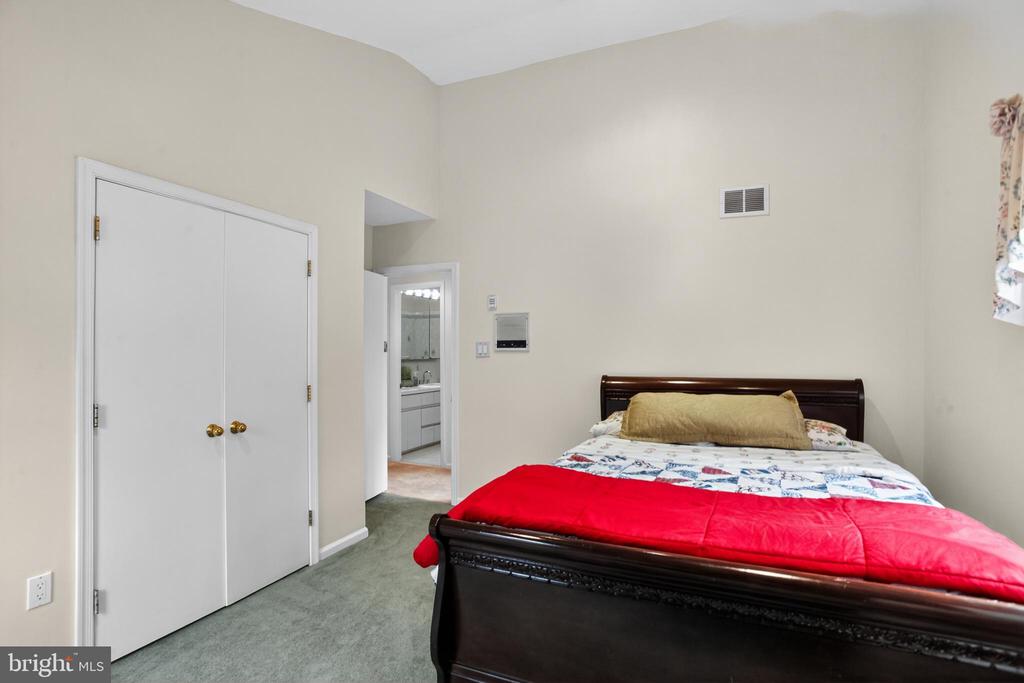 3660 SPRING RUN ROAD
