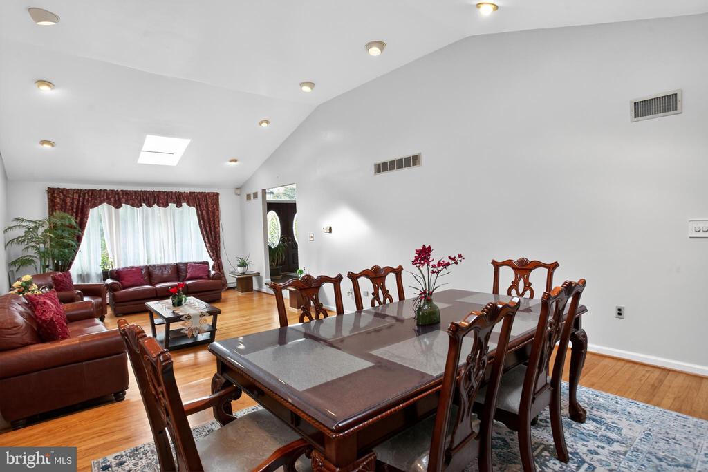 3660 SPRING RUN ROAD