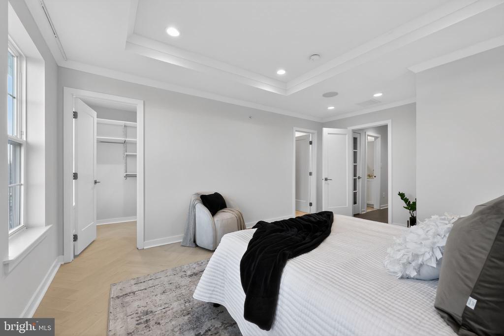 11 HEDLEY LANE