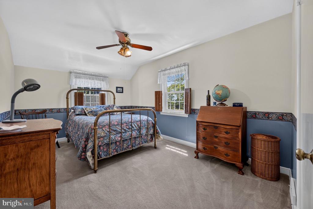 128 BONCOUER ROAD