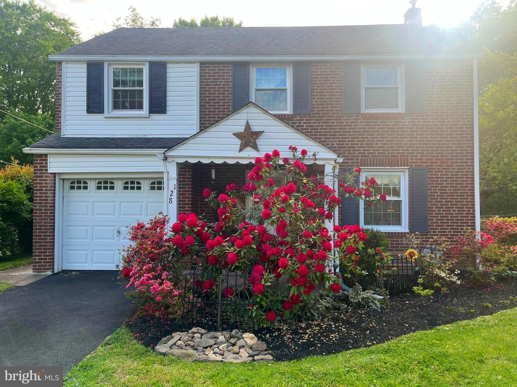 128 BONCOUER ROAD