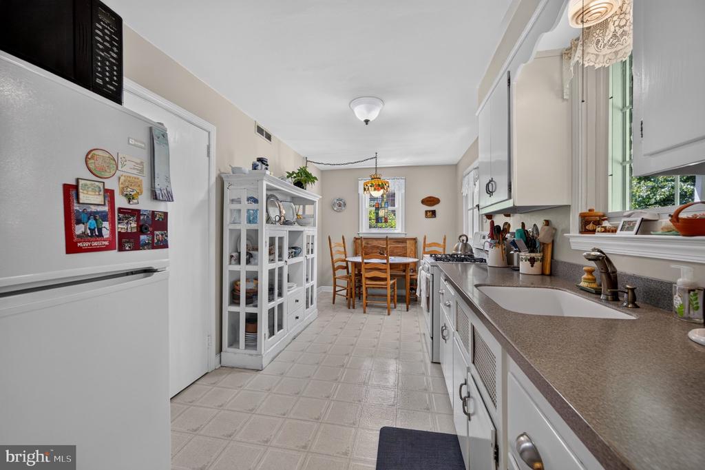128 BONCOUER ROAD