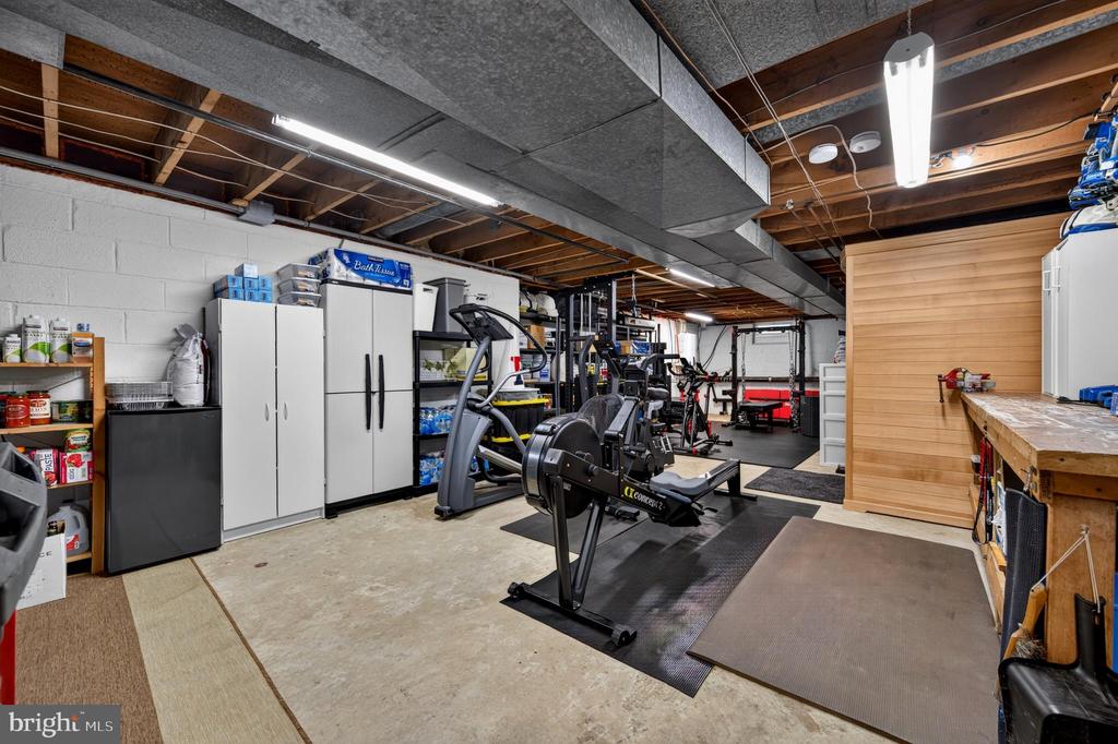 2530 BALL ROAD