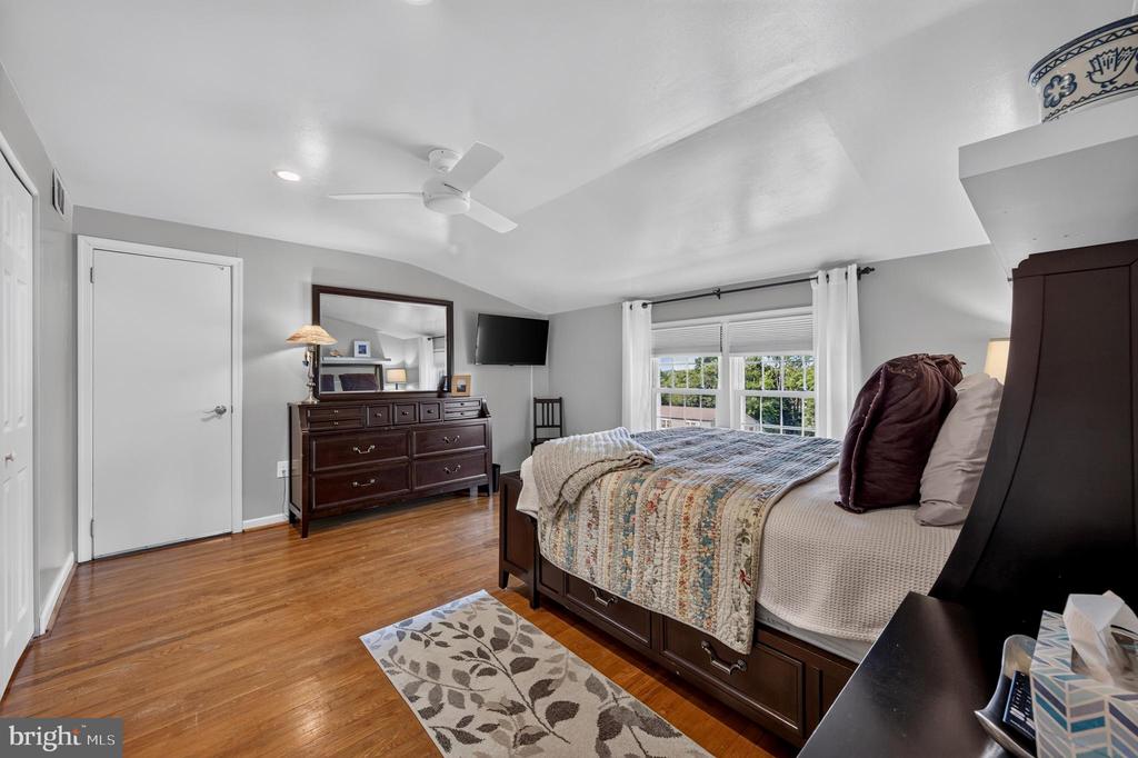 2530 BALL ROAD