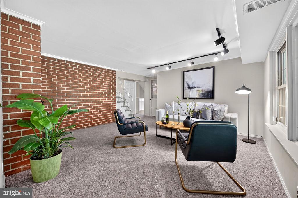 840 PEMBROKE ROAD Unit:           