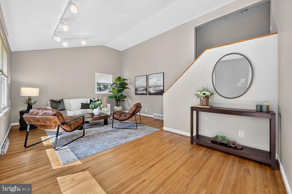 840 PEMBROKE ROAD Unit:           