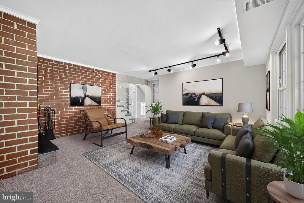 840 PEMBROKE ROAD Unit:           