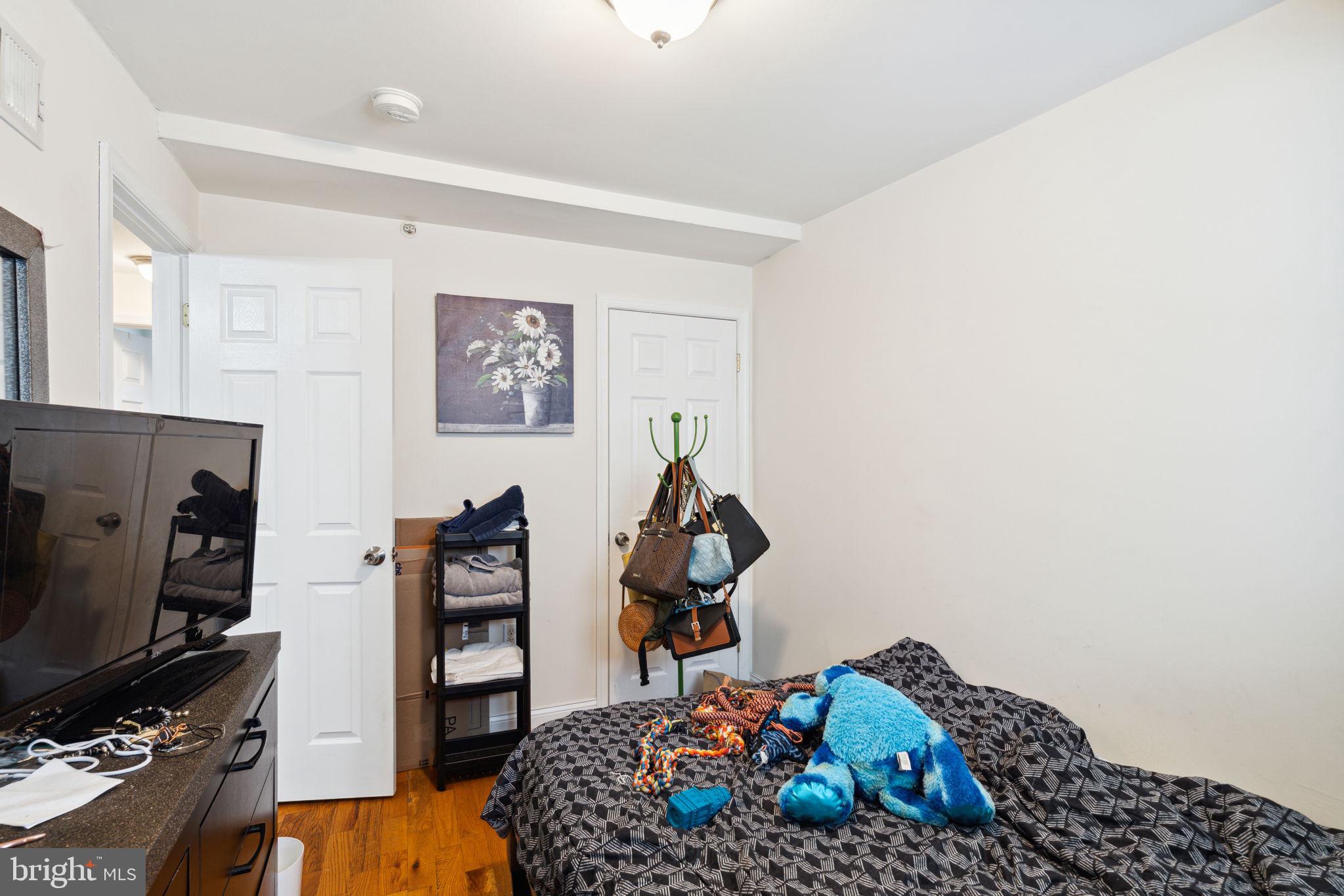 1415 N Bouvier St