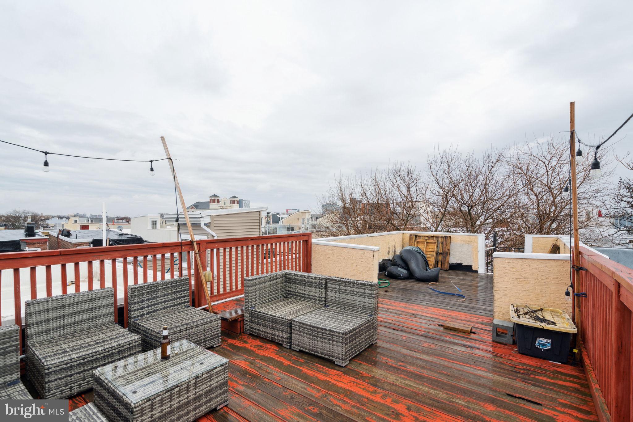 865 N Uber St
