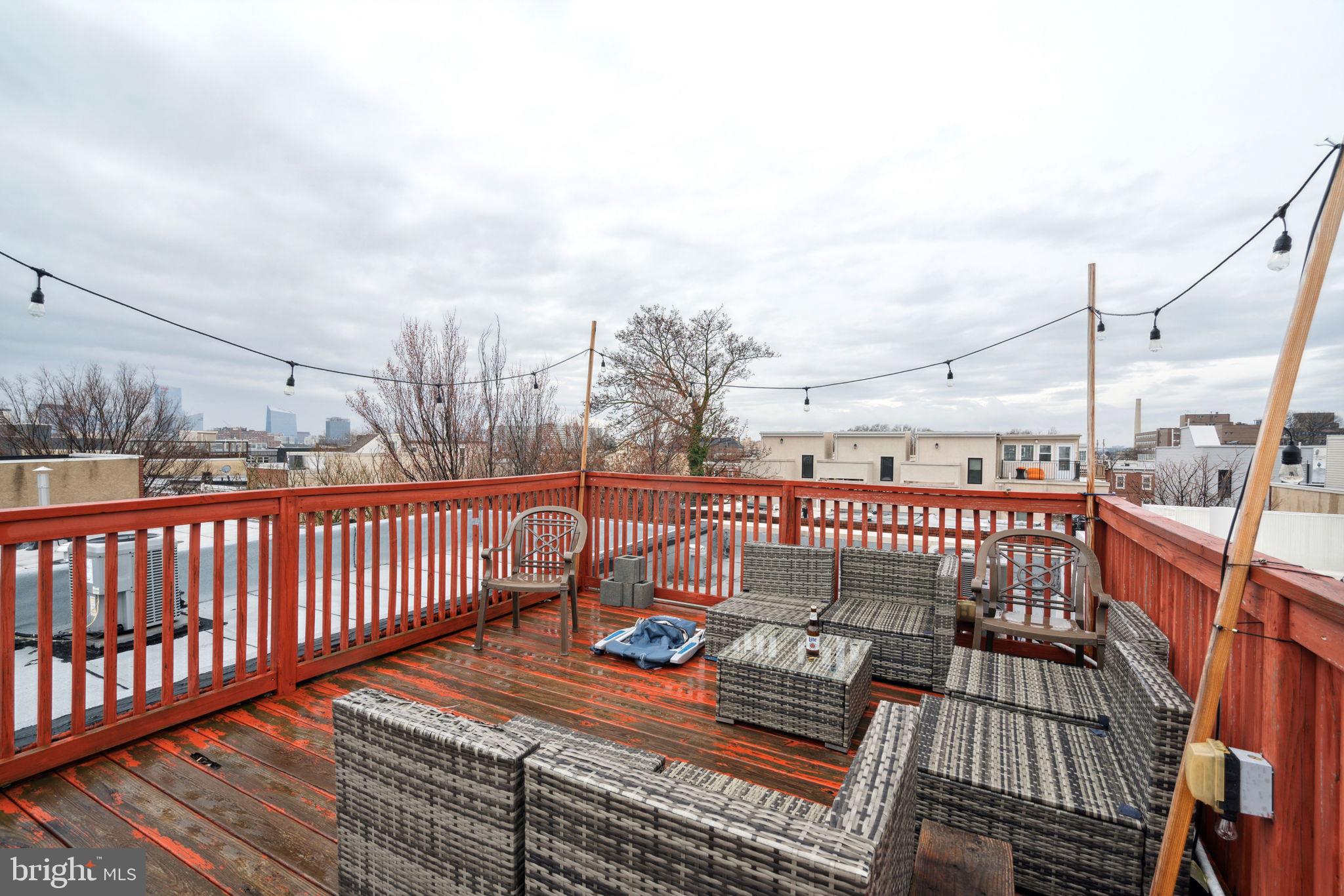 865 N Uber St