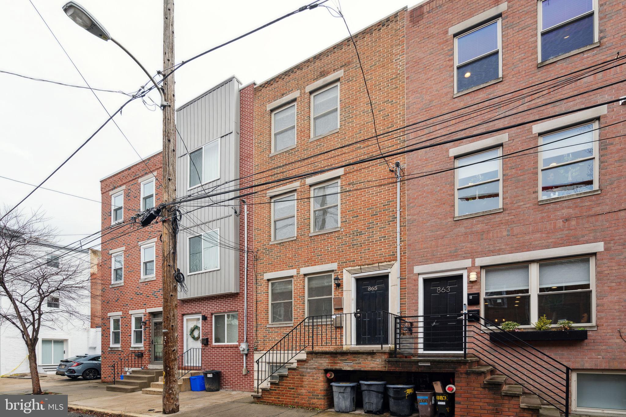 865 N Uber St
