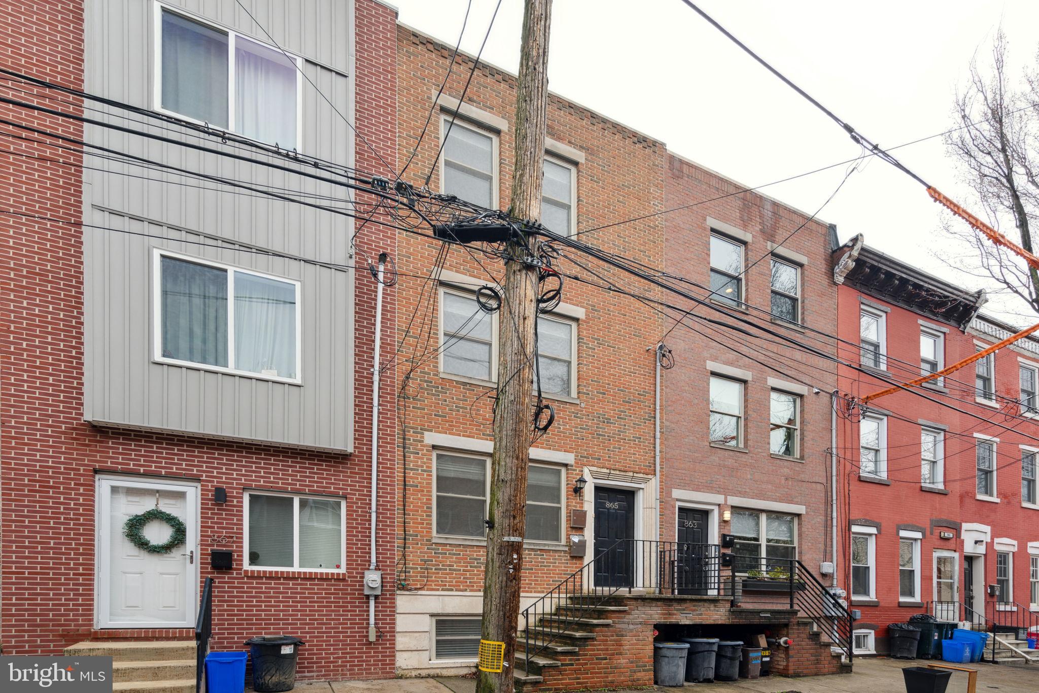 865 N Uber St