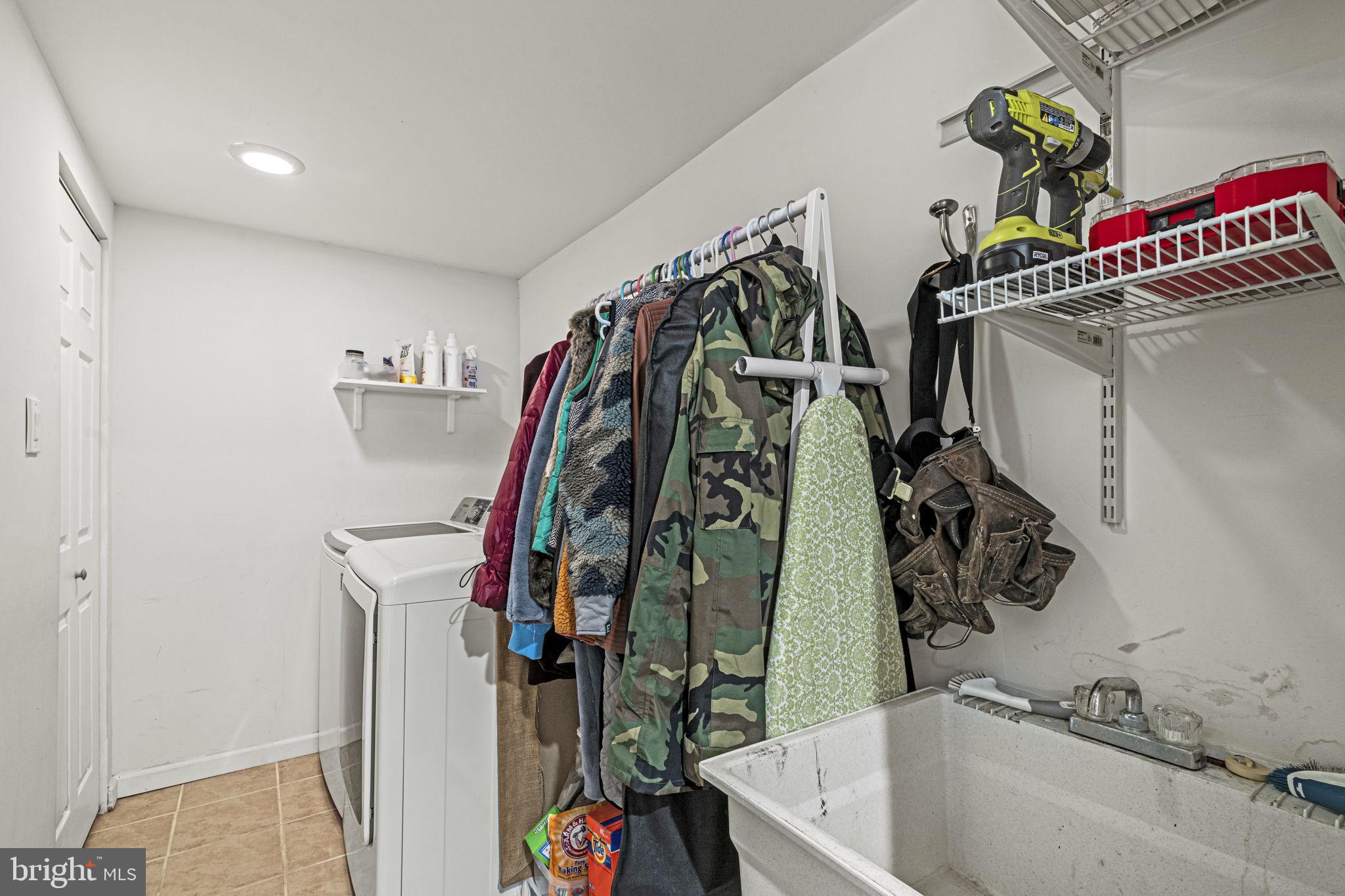 2618 S CHADWICK STREET S