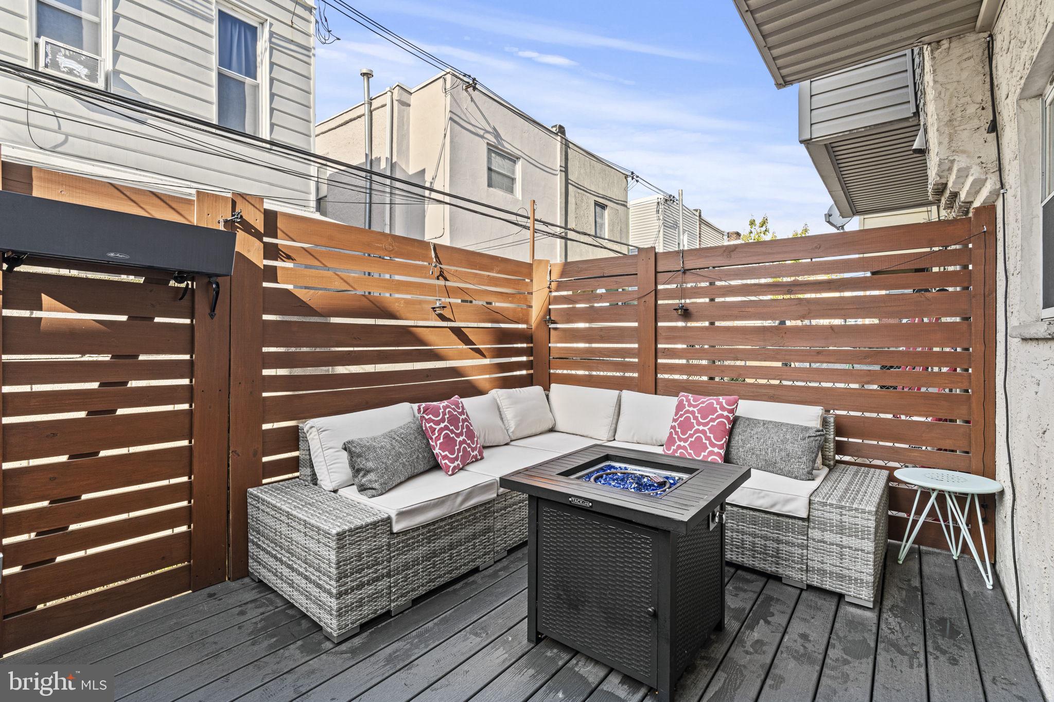 2618 S CHADWICK STREET S