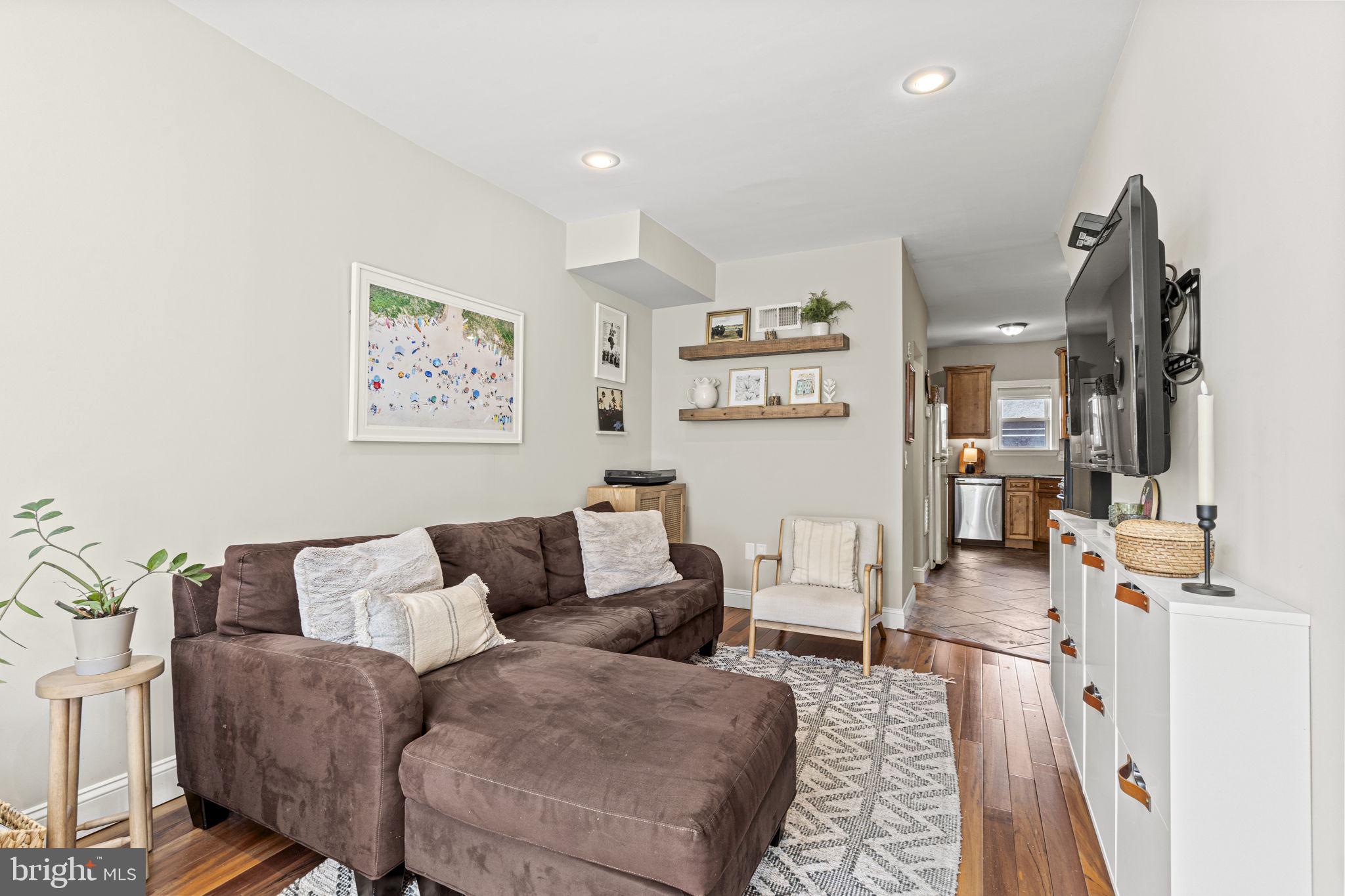 2618 S CHADWICK STREET S