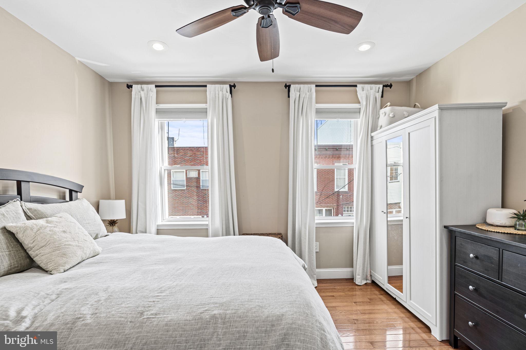 2618 S CHADWICK STREET S