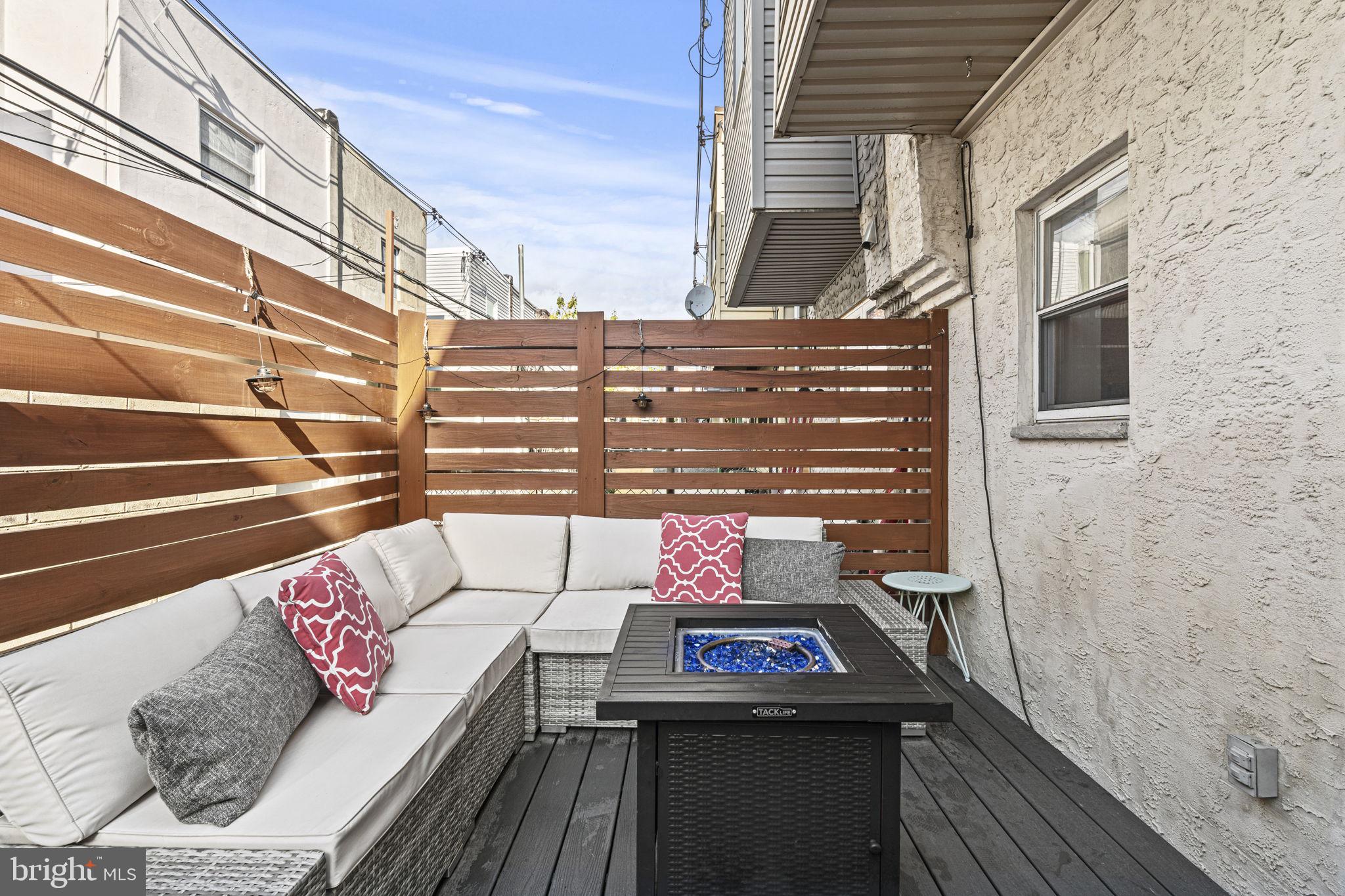 2618 S CHADWICK STREET S