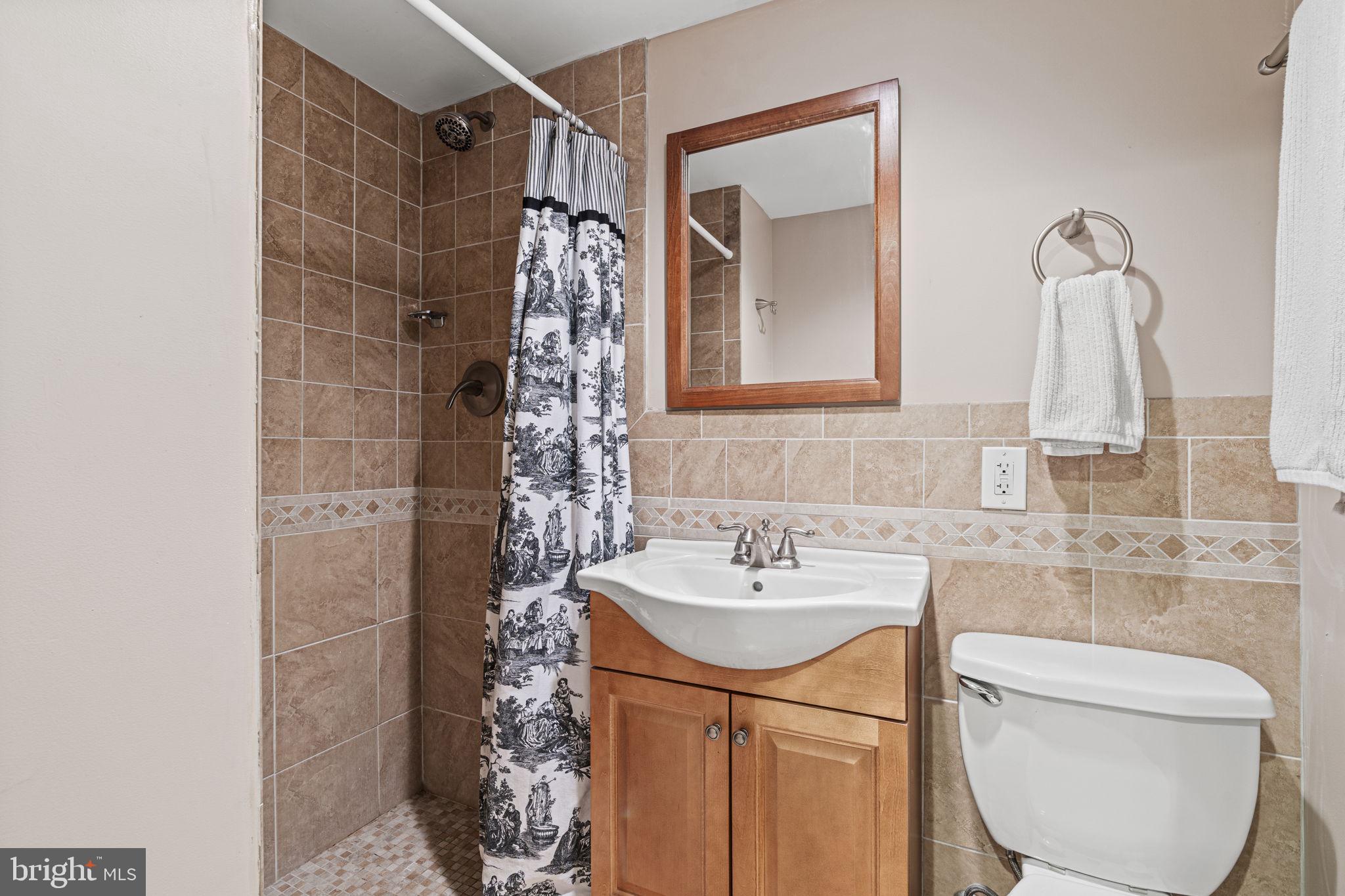 2618 S CHADWICK STREET S