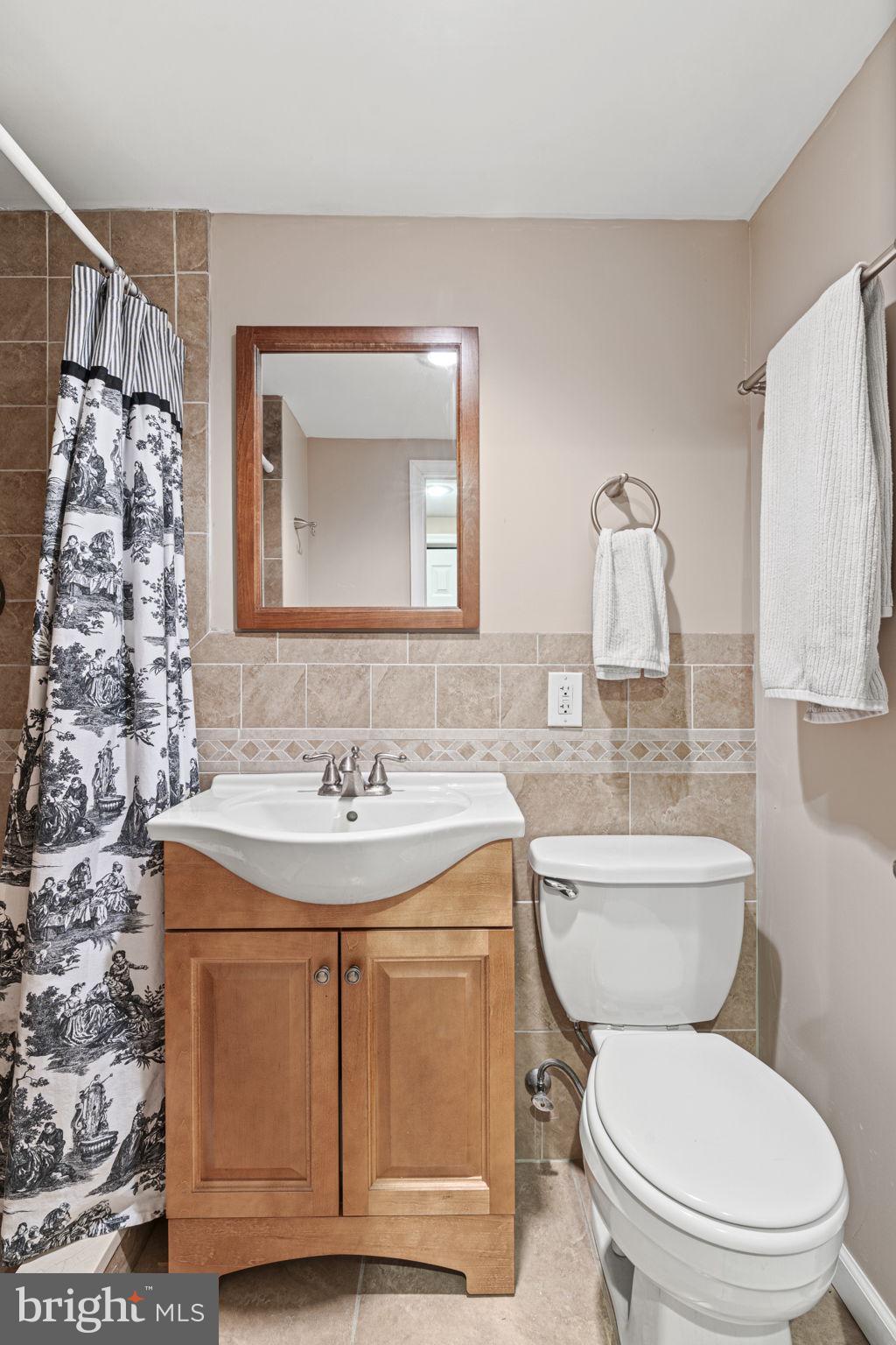 2618 S CHADWICK STREET S