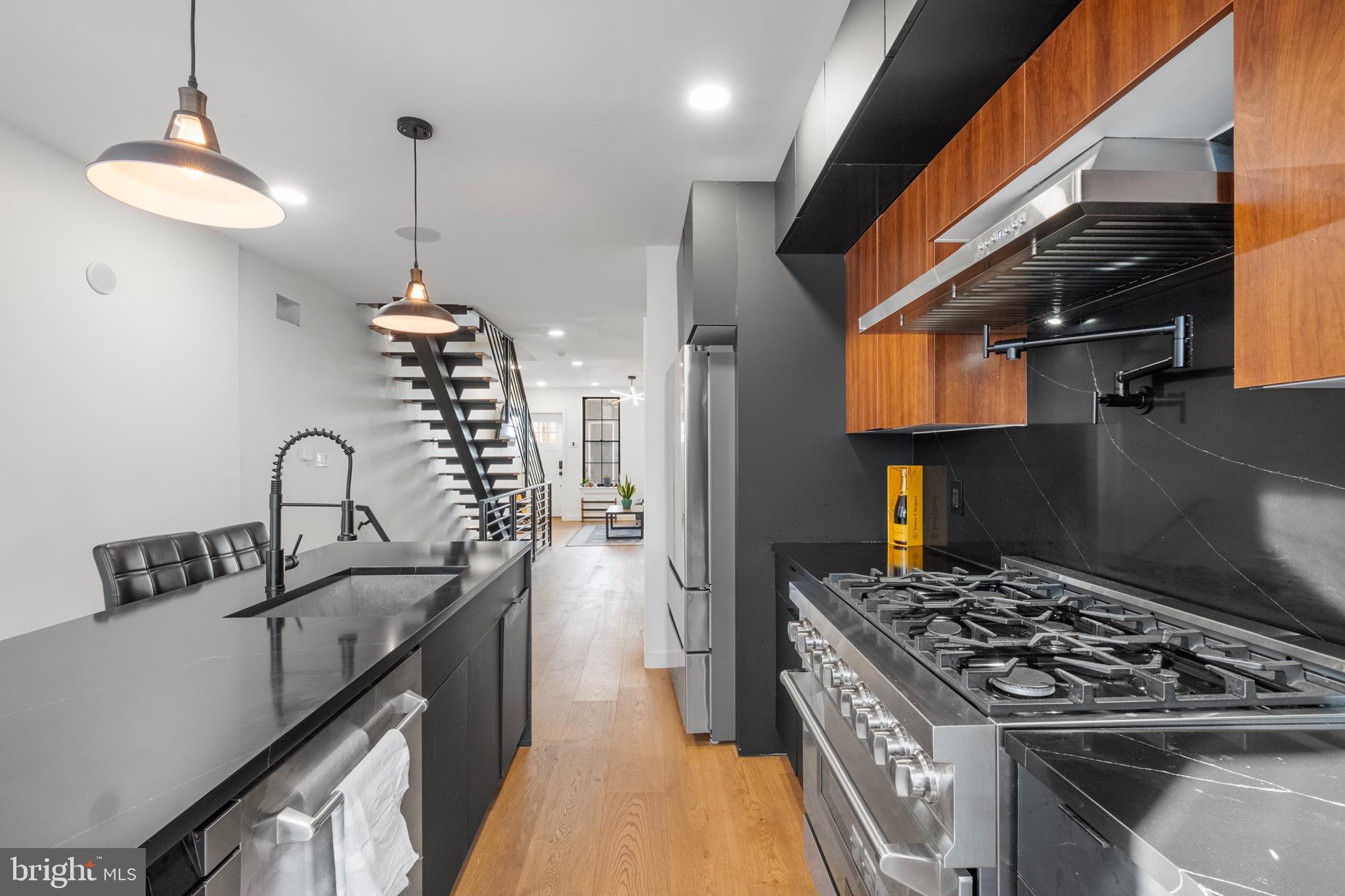 630 MCCLELLAN STREET