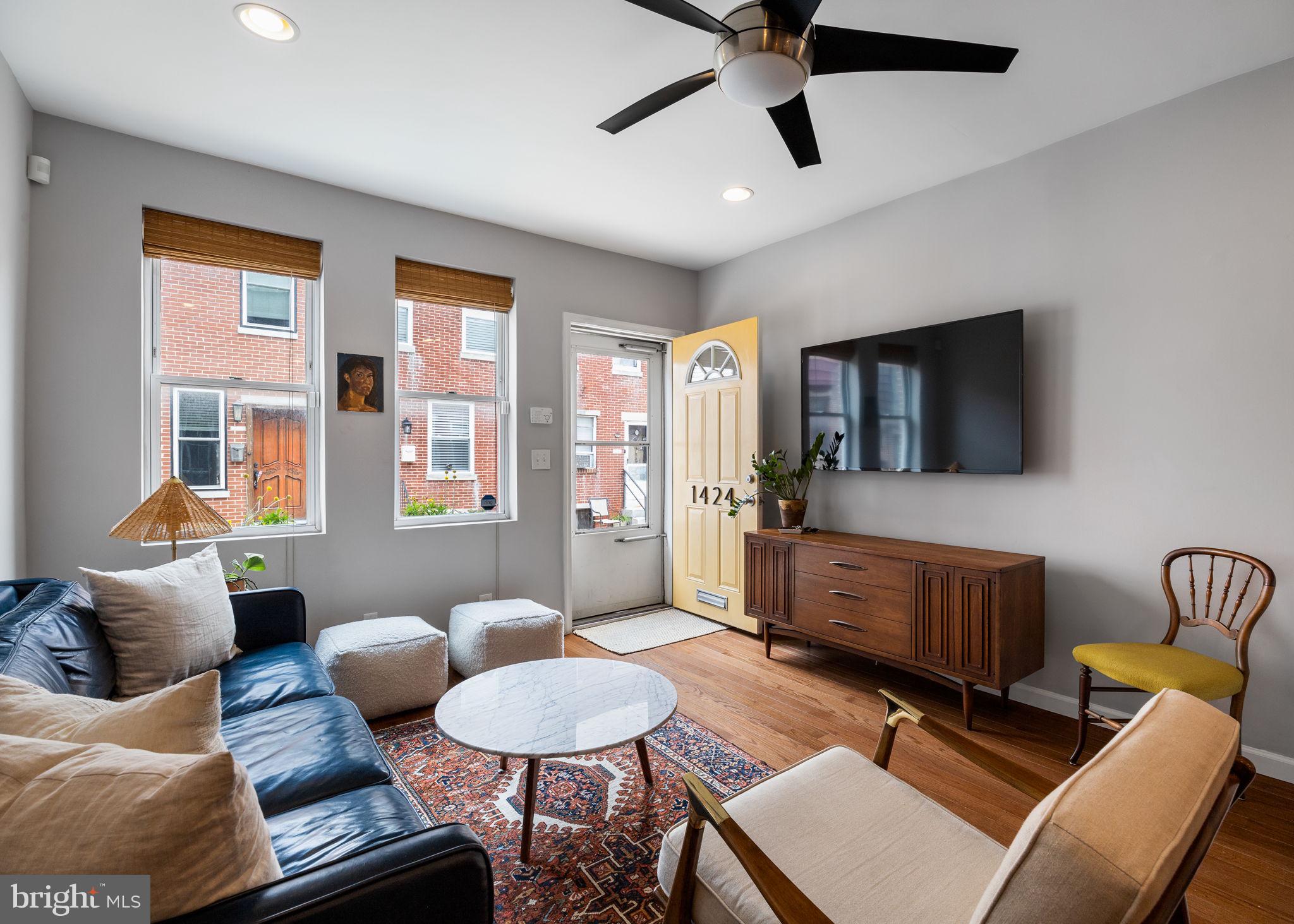 1424 S ORIANNA STREET