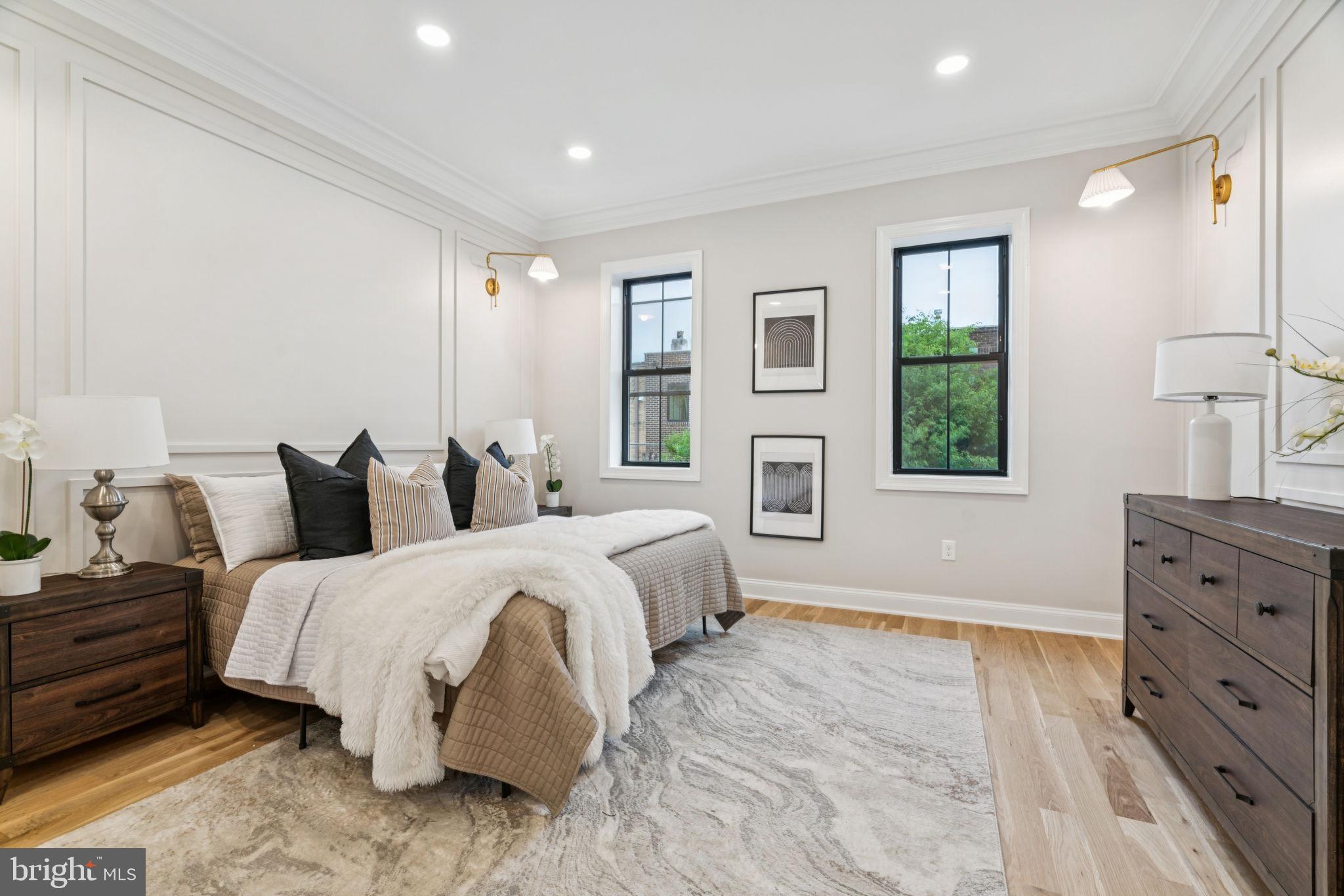 1310 E PASSYUNK AVENUE