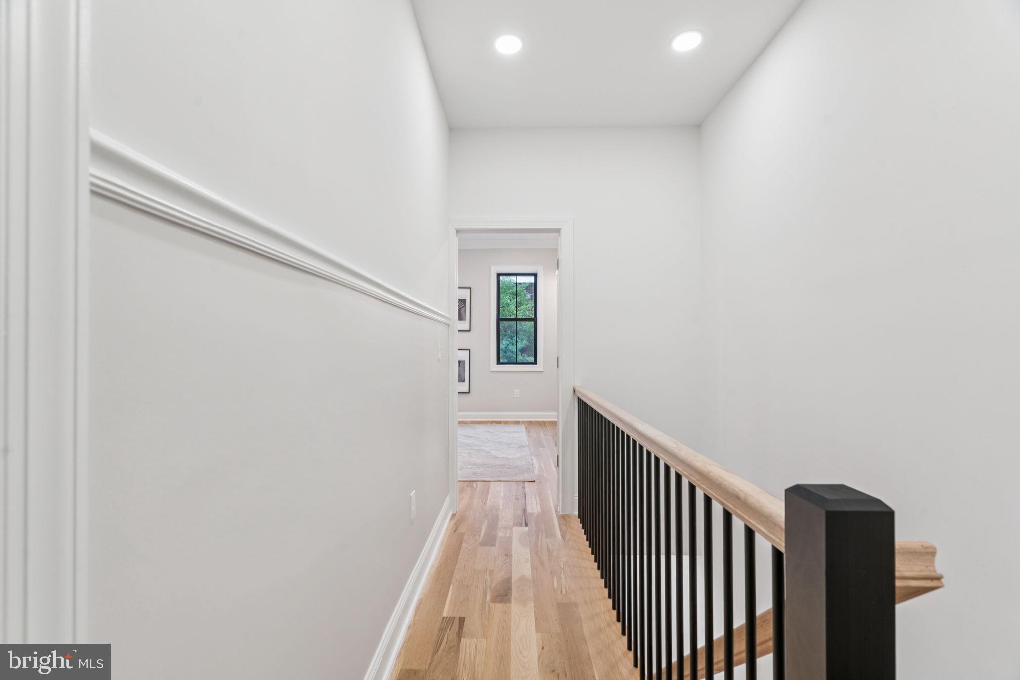 1310 E PASSYUNK AVENUE