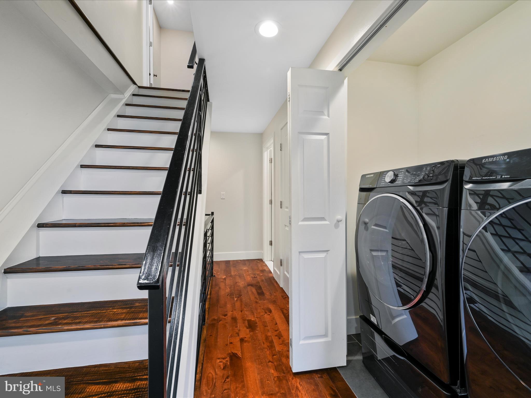 1204 MONTROSE STREET