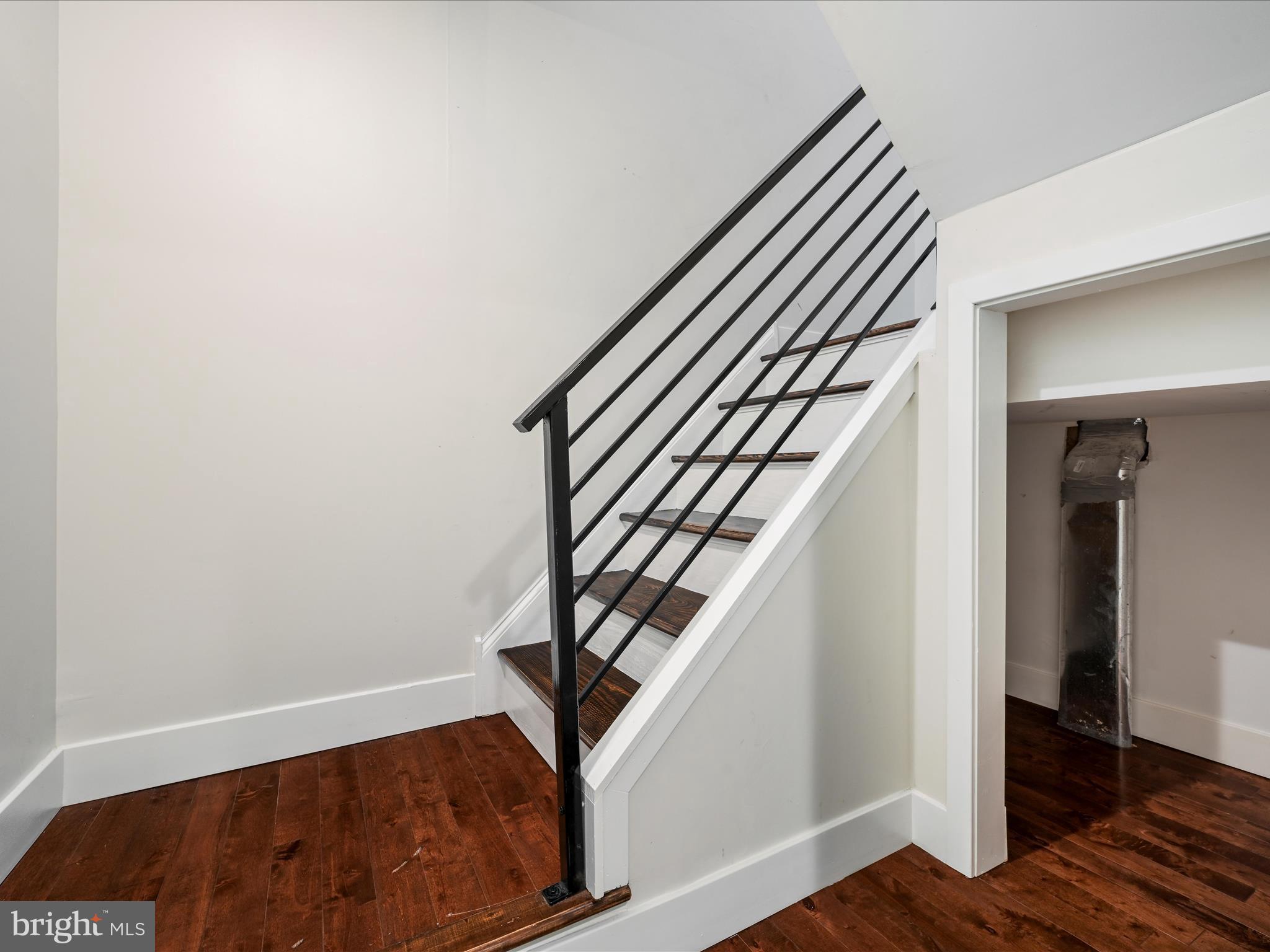 1204 MONTROSE STREET