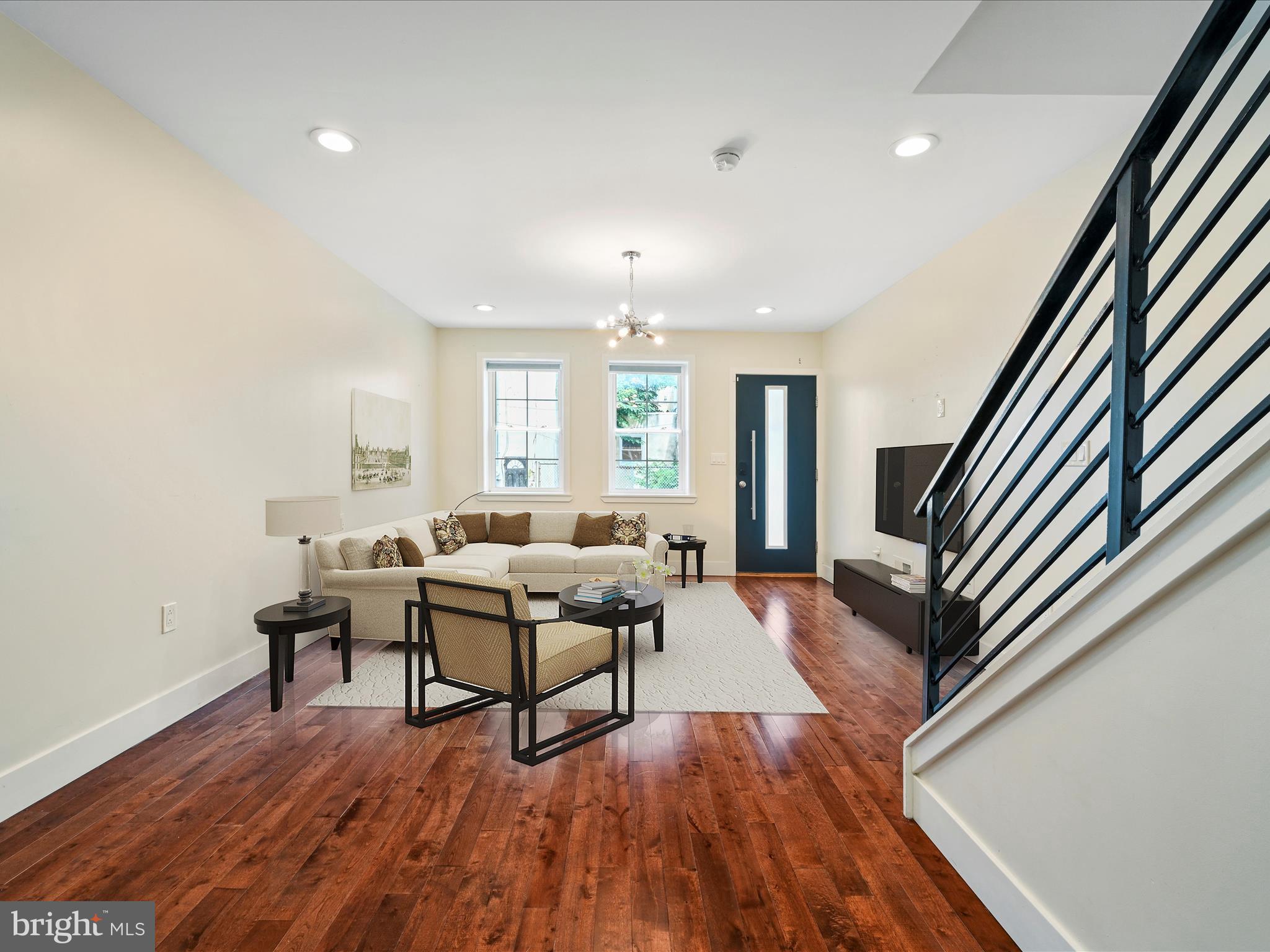 1204 MONTROSE STREET