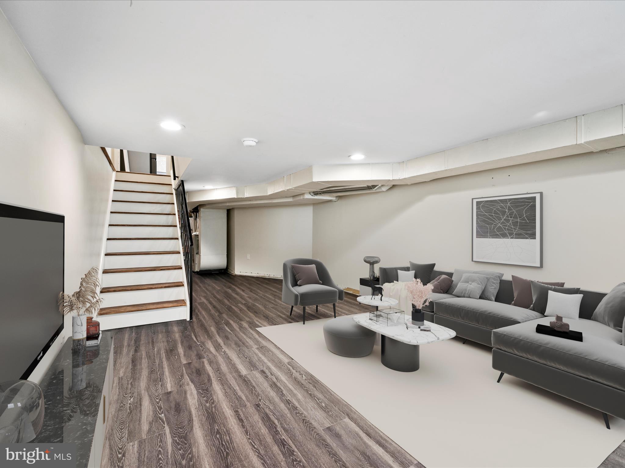 1204 MONTROSE STREET