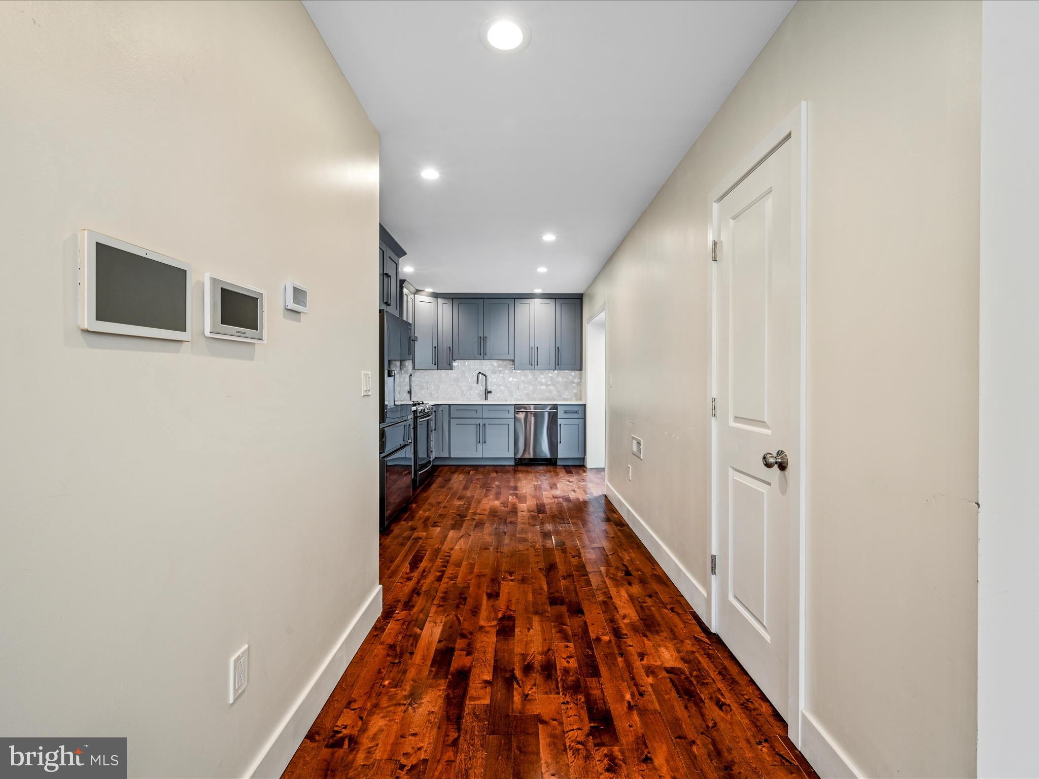 1204 MONTROSE STREET