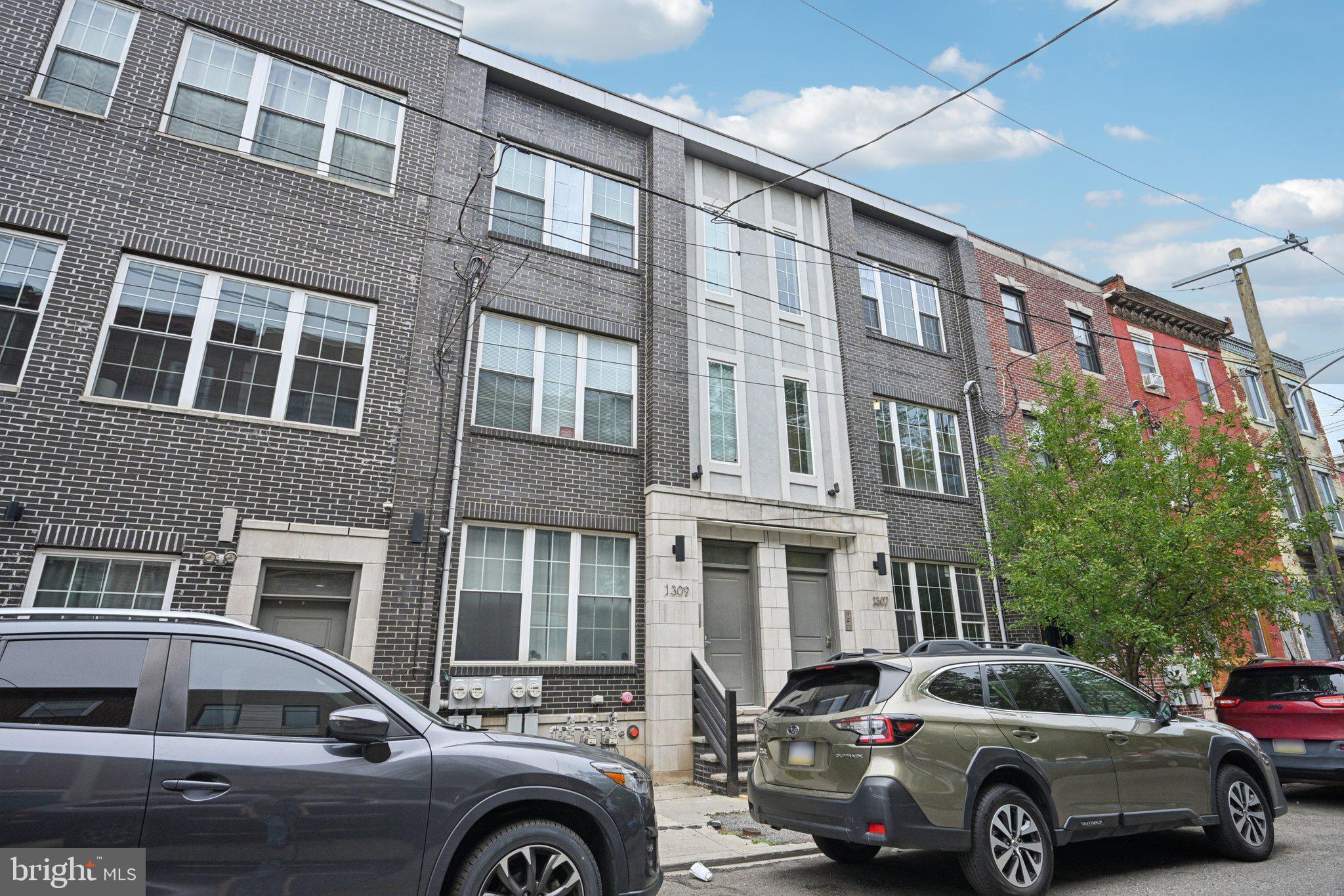 1309 N 6th St #2r
